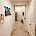 Napoli Centrale Suite アパート *