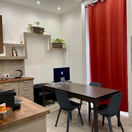 Napoli Centrale Suite *