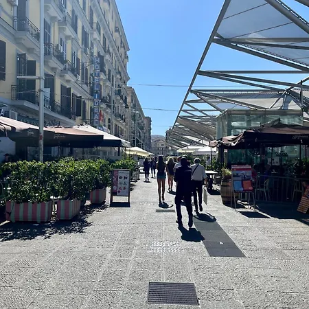 Apartment Napoli Centrale Suite *
