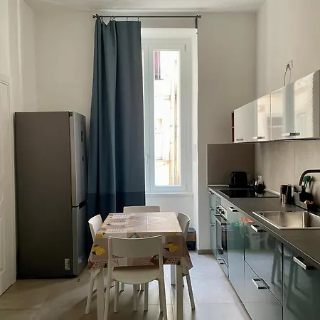 Apartment Napoli Centrale Suite