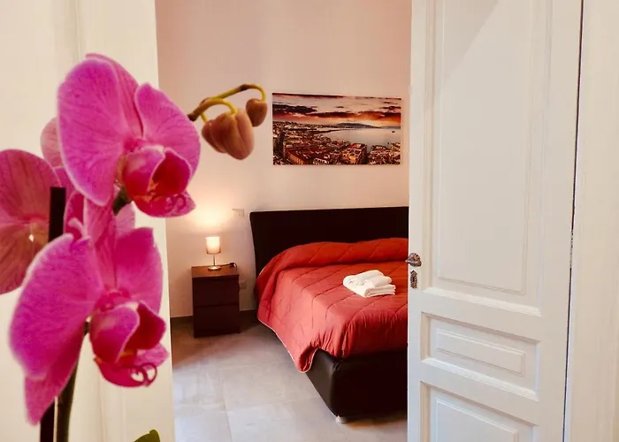 Napoli Centrale Suite Apartment *