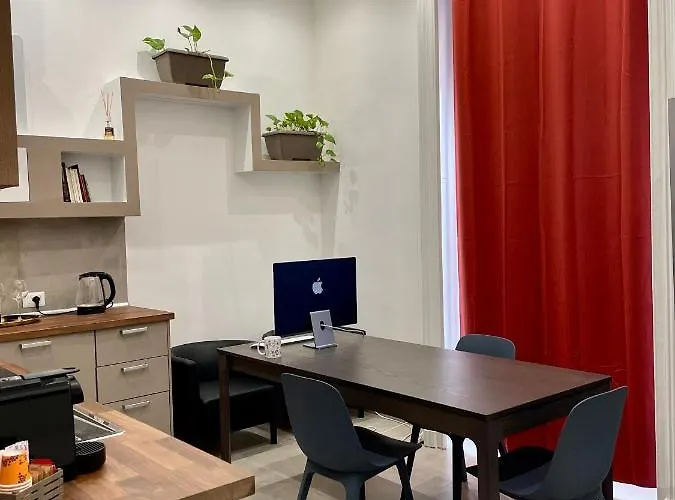 Napoli Centrale Suite *