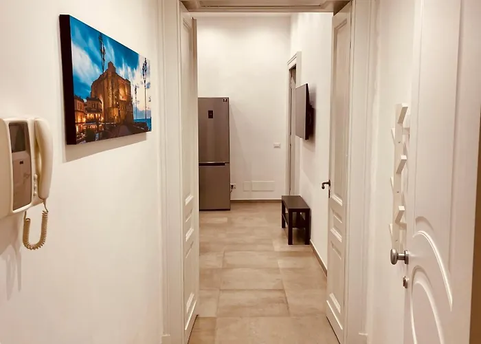 Napoli Centrale Suite Apartment *