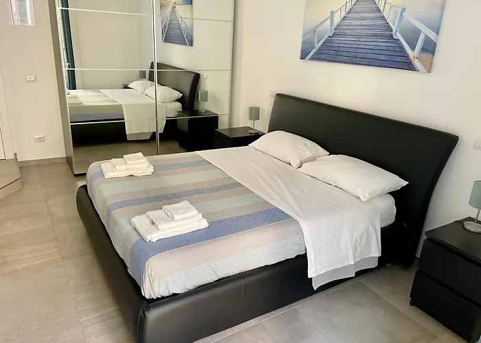 Napoli Centrale Suite Apartment Neapel