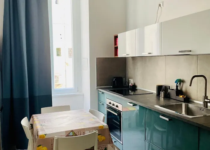 Napoli Centrale Suite *